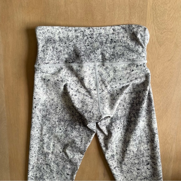 Lululemon Wunder Under Low-Rise Tight *Full-On Luxtreme 28" Alpine White Multi - Picture 6 of 11